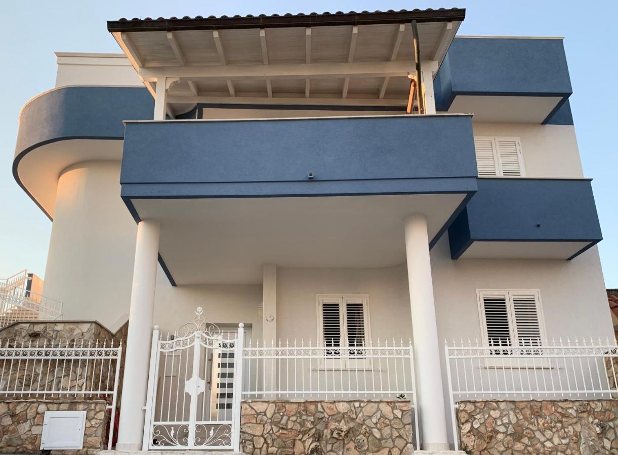 Aquarama Rooms & Apartments Torre Squillace Екстериор снимка