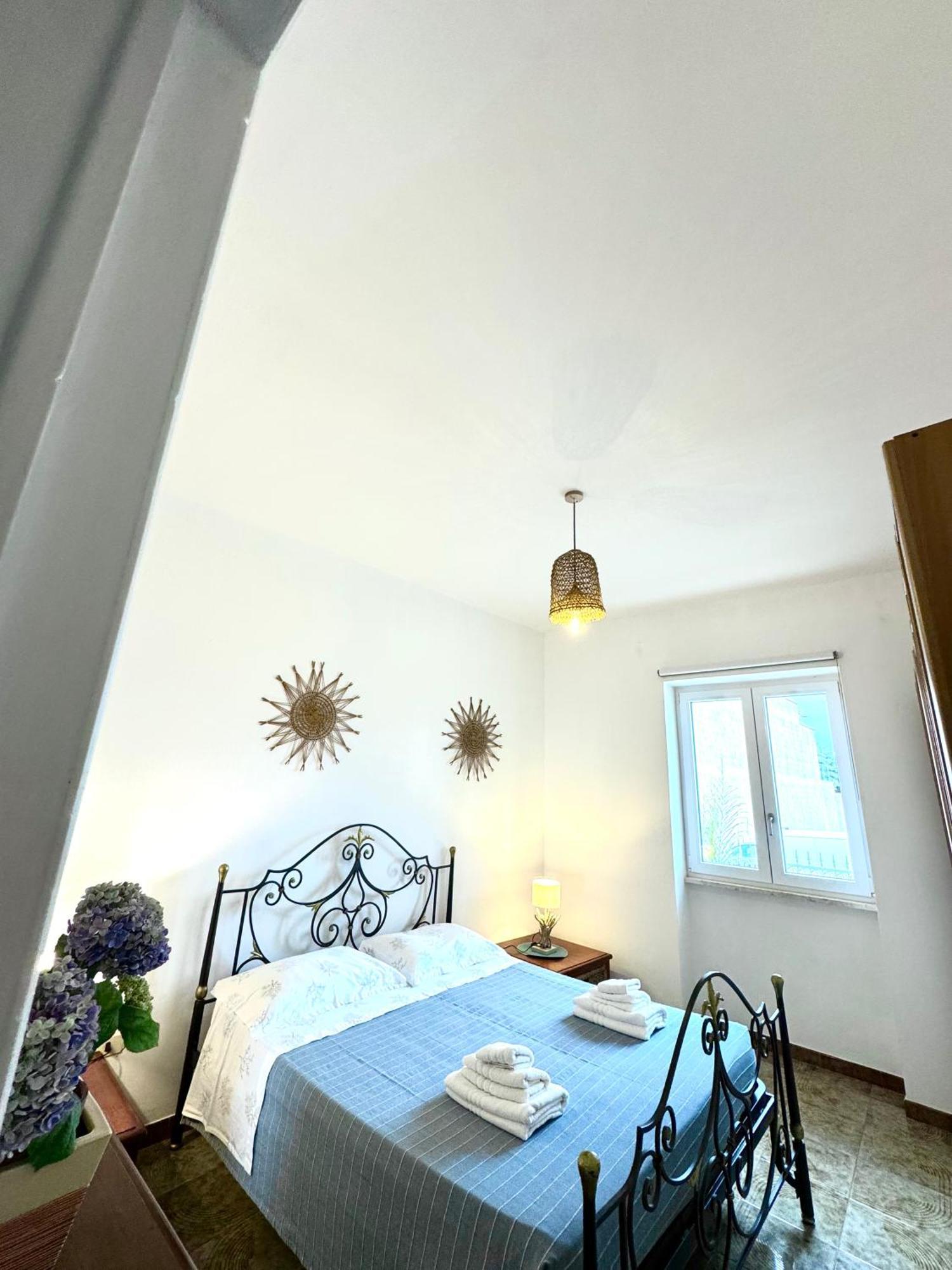 Aquarama Rooms & Apartments Torre Squillace Екстериор снимка